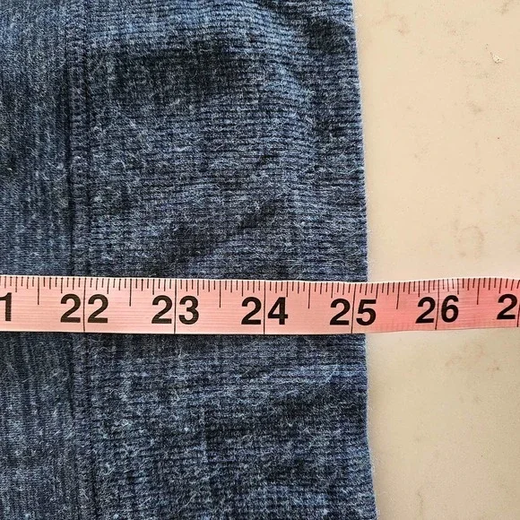 Women's Athleta Pullover ST - Picture 8 of 9